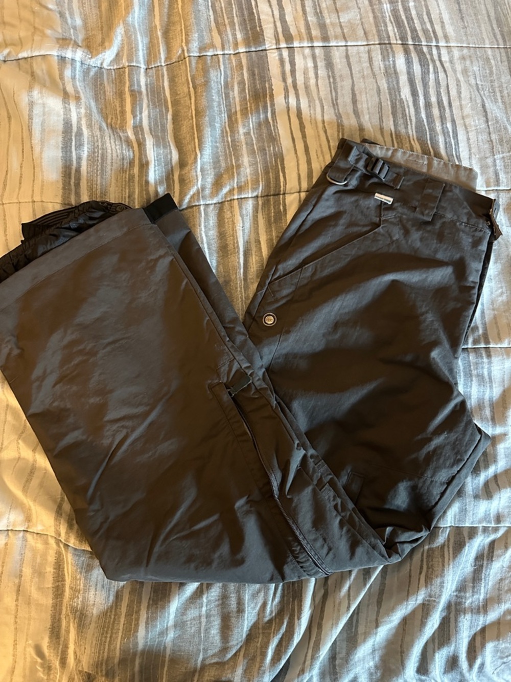 Columbia Men's Cargo Snow/Trail Pants — Dark gray